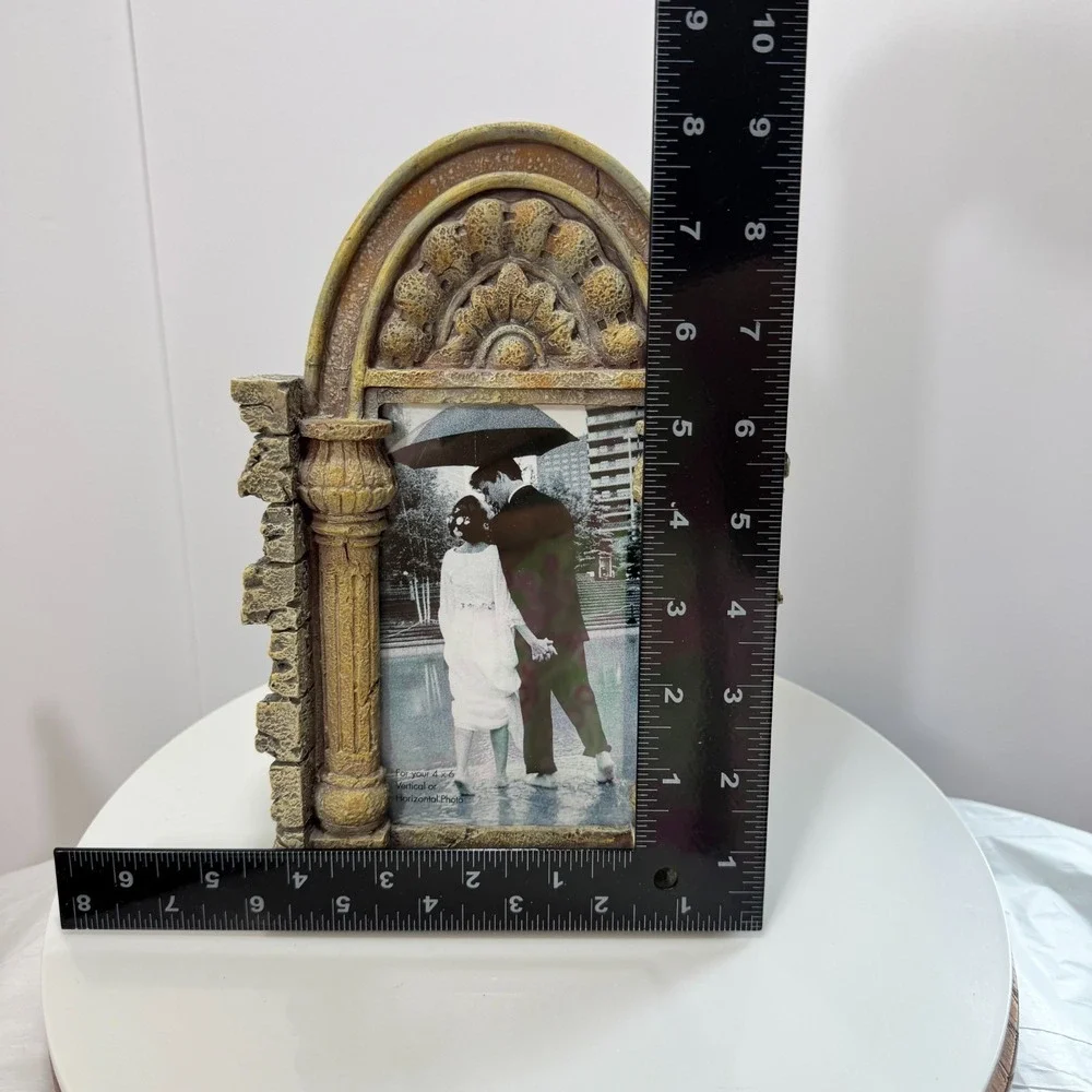 Gothic Cathedral Arch Photo Frame Architectural Resin 4x6 Distressed Stone Ruins